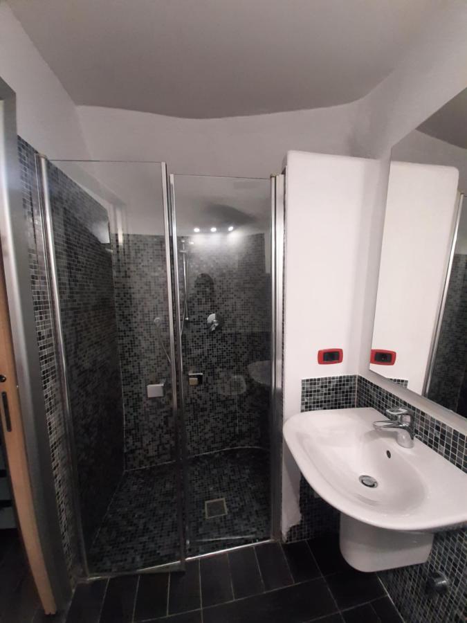 Roserosse Casa Vacanze Sanremo Dış mekan fotoğraf